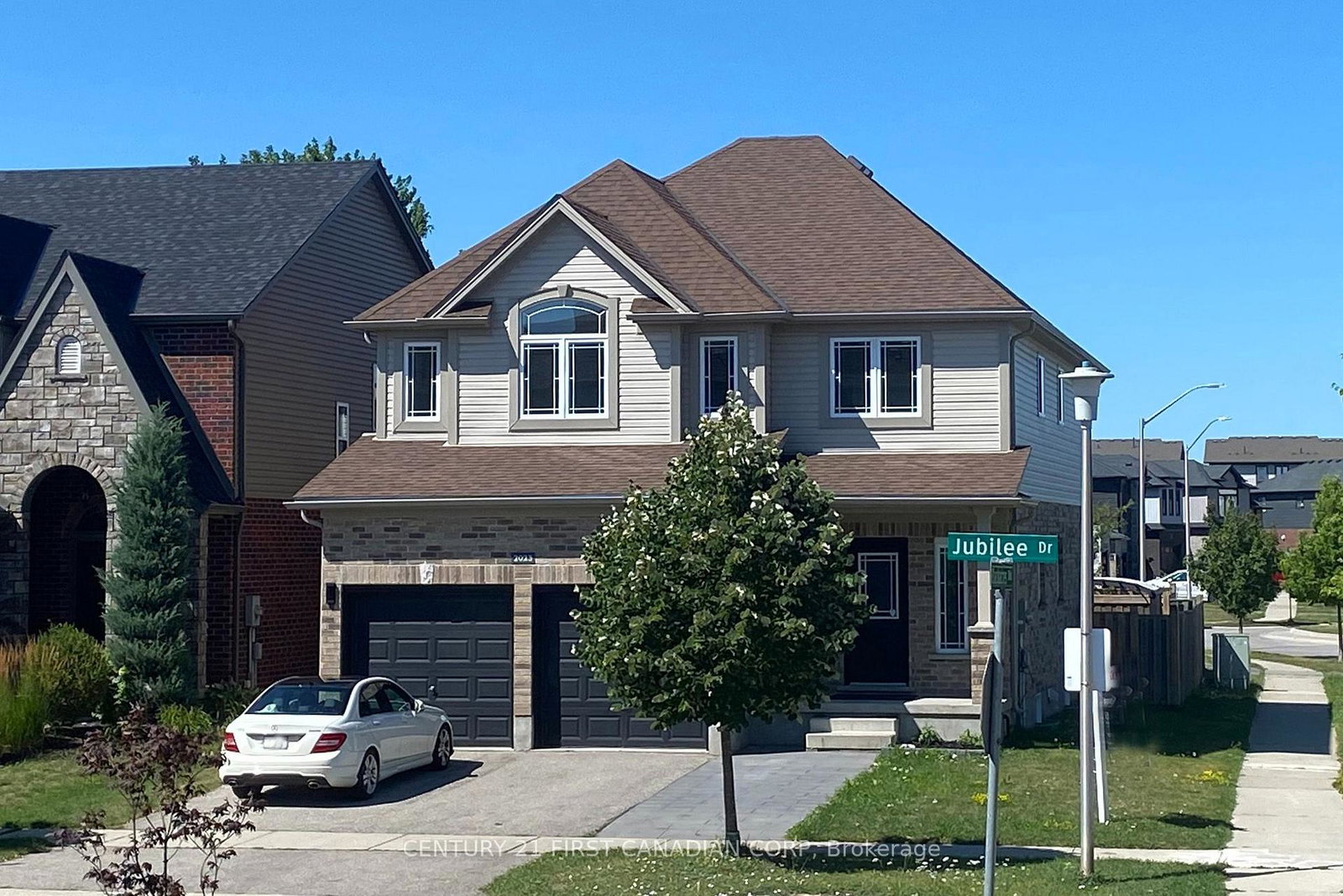 2023-jubilee-drive-london-north-ontario-x13721704