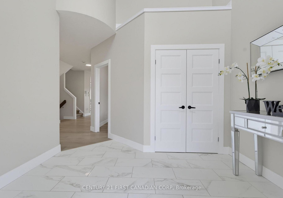 2023-jubilee-drive-london-north-ontario-x13721704