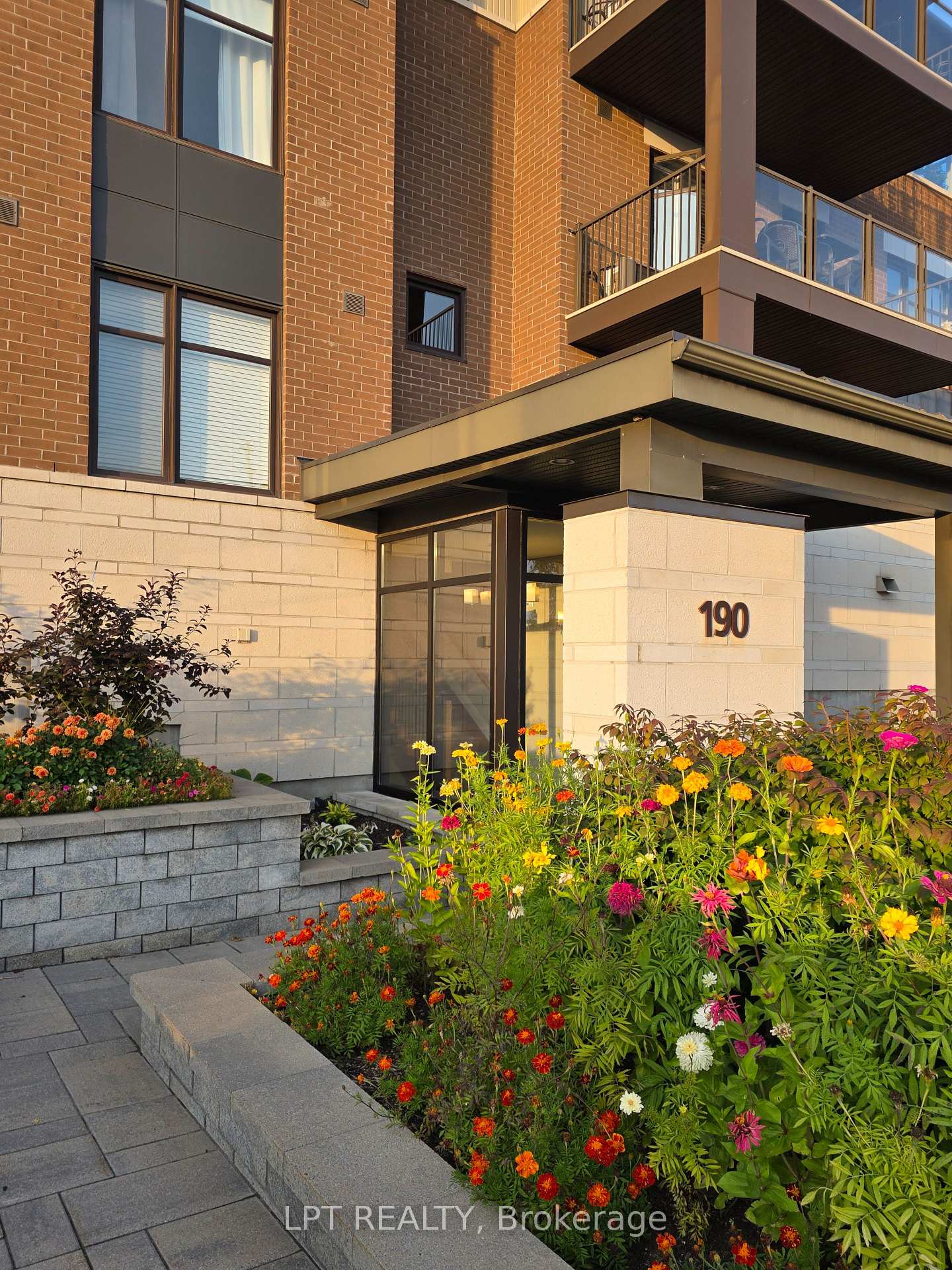 190-guelph-private-kanata-ontario-x13722136