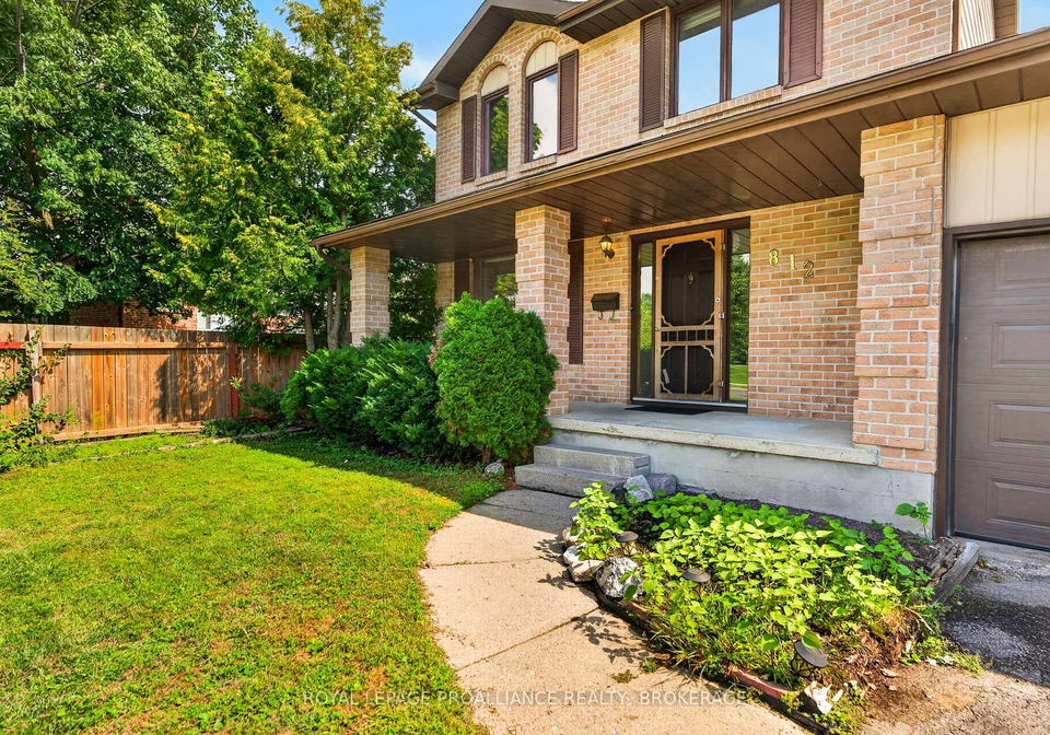 812-lancaster-drive-kingston-ontario-x13722220