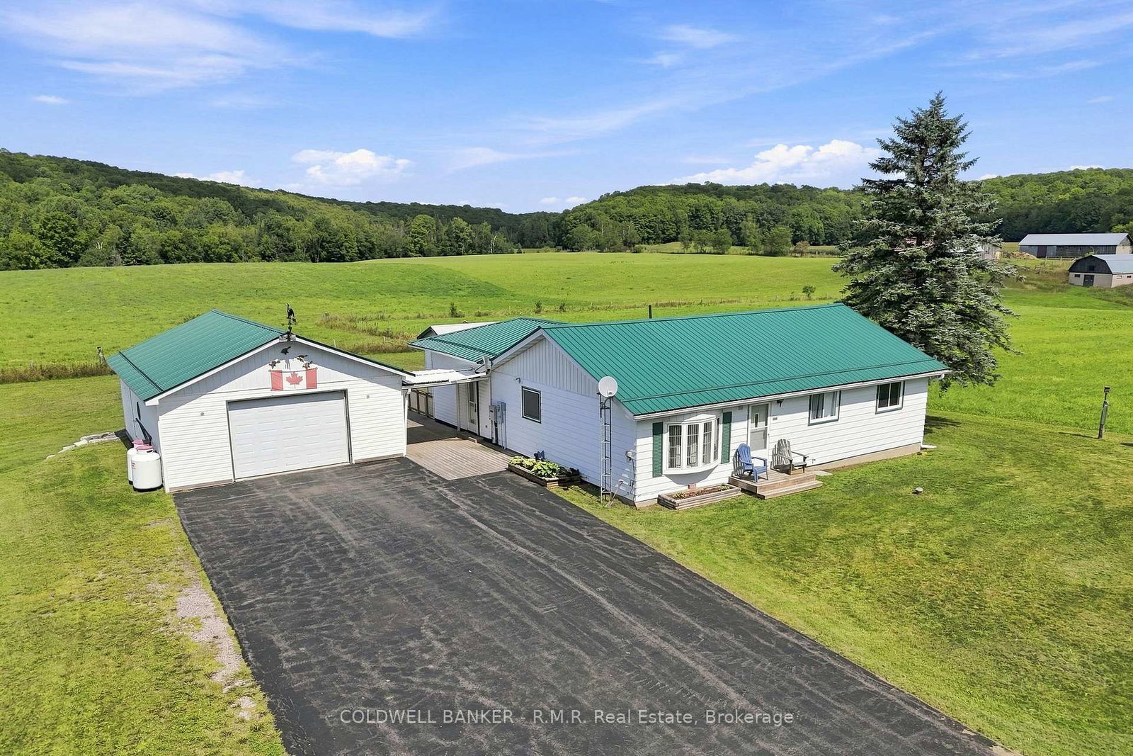 1695-horseshoe-lake-road-minden-hills-ontario-x13722280