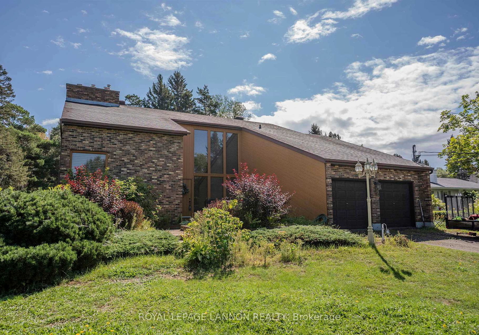 1702-glenwood-crescent-thunder-bay-ontario-x13722438