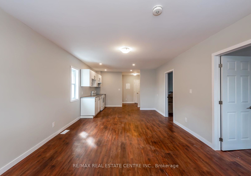 104-beach-road-hamilton-ontario-x13722486