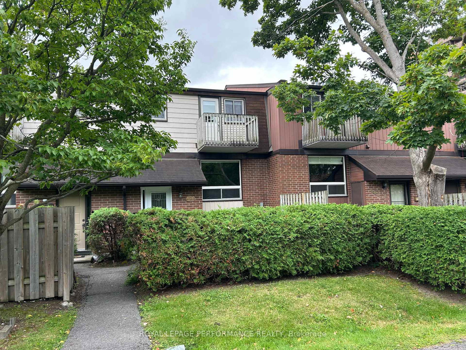 402-s-montfort-street-s-ottawa-ontario-x13722564