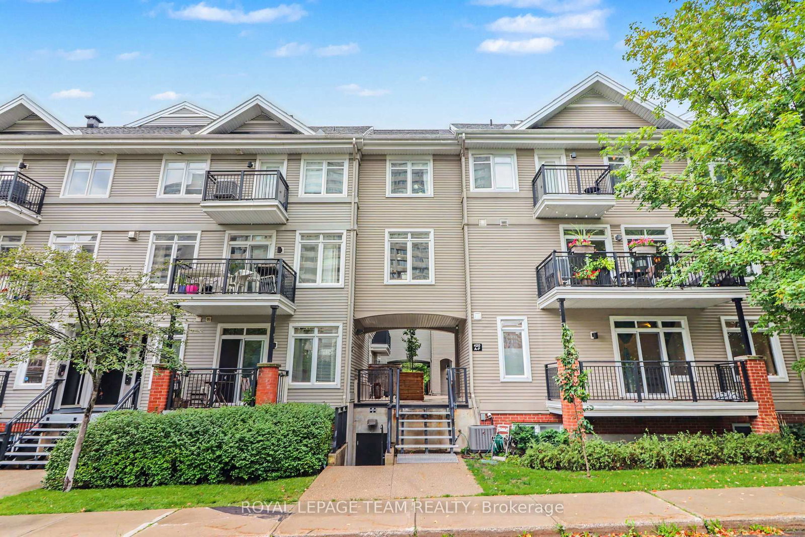 418-nepean-street-ottawa-ontario-x13722848