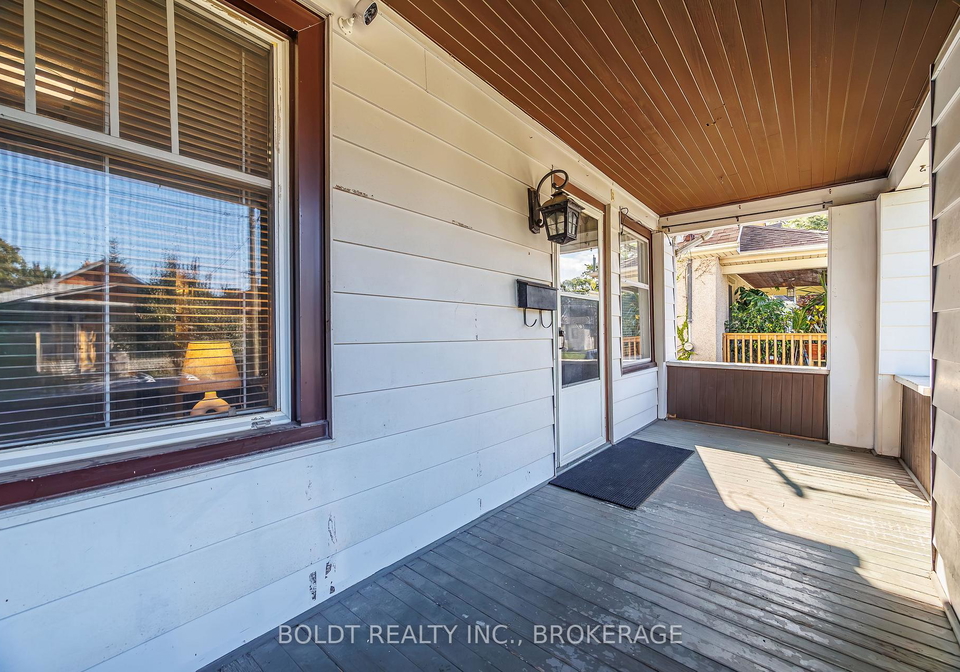 20-stuart-avenue-st-catharines-ontario-x13722920