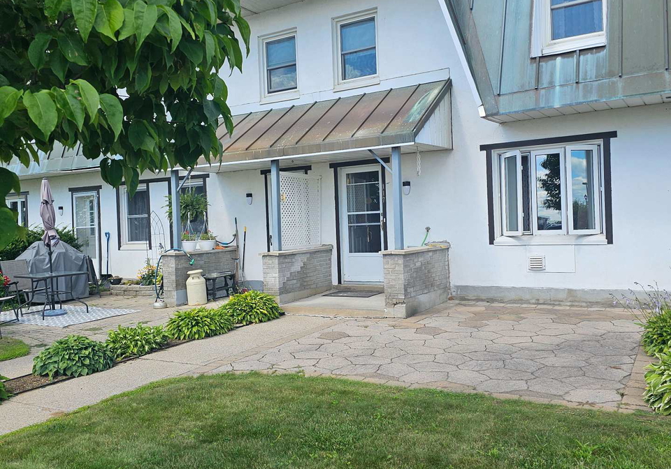 235-water-street-prescott-ontario-x13722924