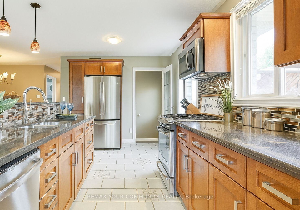 69-branlyn-crescent-brantford-ontario-x13723040