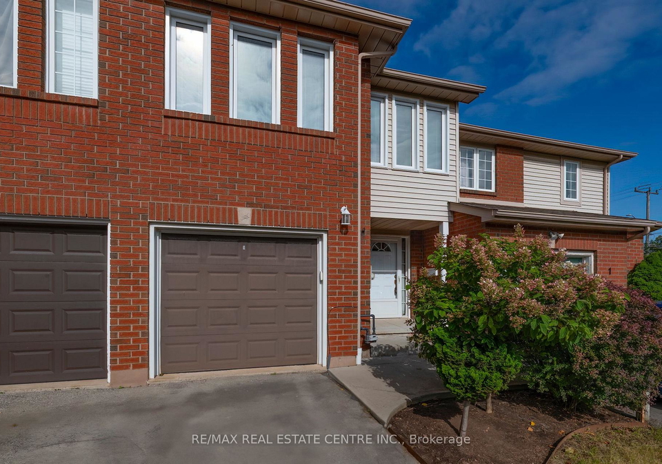 2-walker-court-grimsby-ontario-x13723068