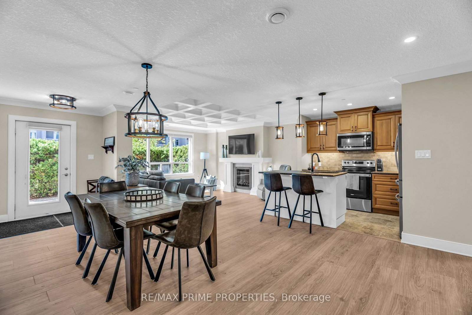 320-sugarcreek-trail-s-london-north-ontario-x13723088
