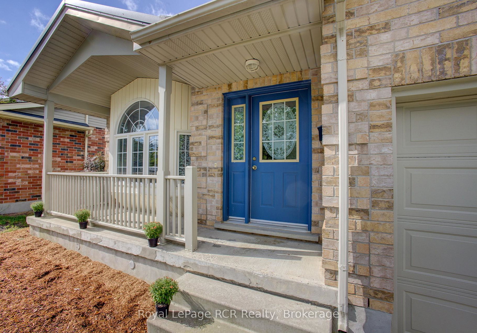 952-gzowski-street-centre-wellington-ontario-x13723162