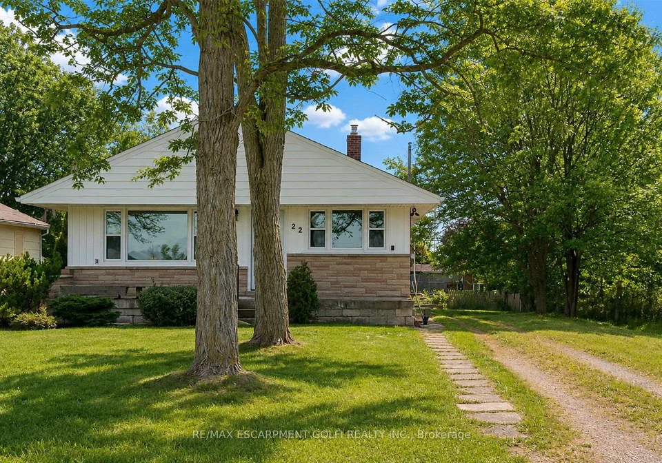 22-kelson-avenue-s-grimsby-ontario-x13723188