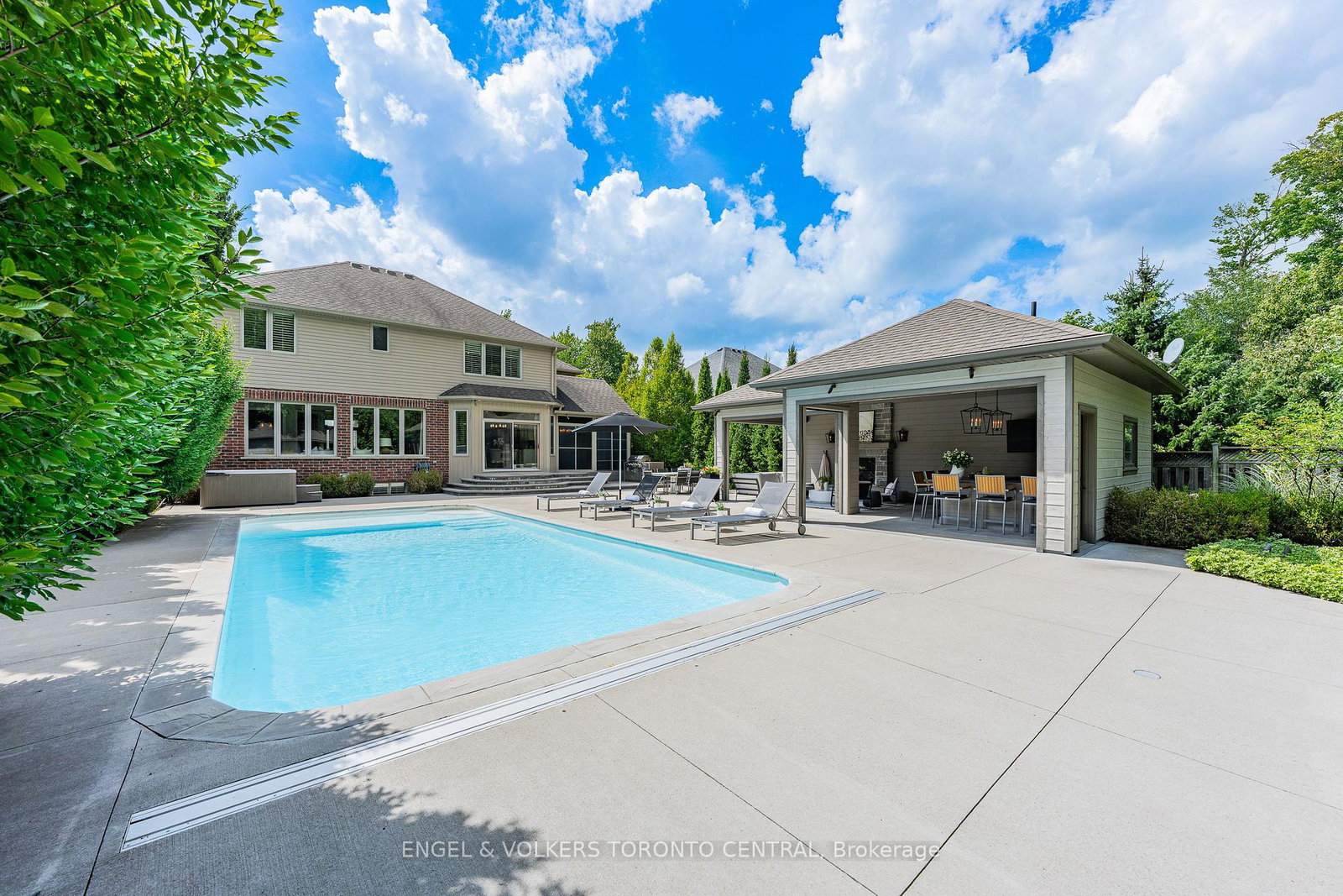 640-chesapeake-drive-waterloo-ontario-x13723240