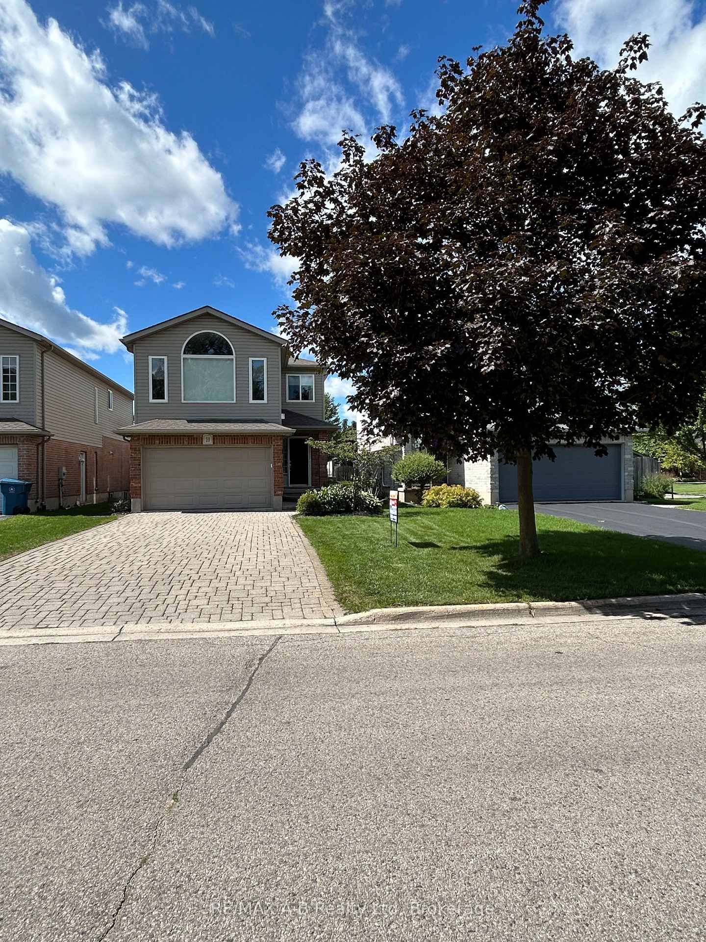 10-buckingham-drive-stratford-ontario-x13723492