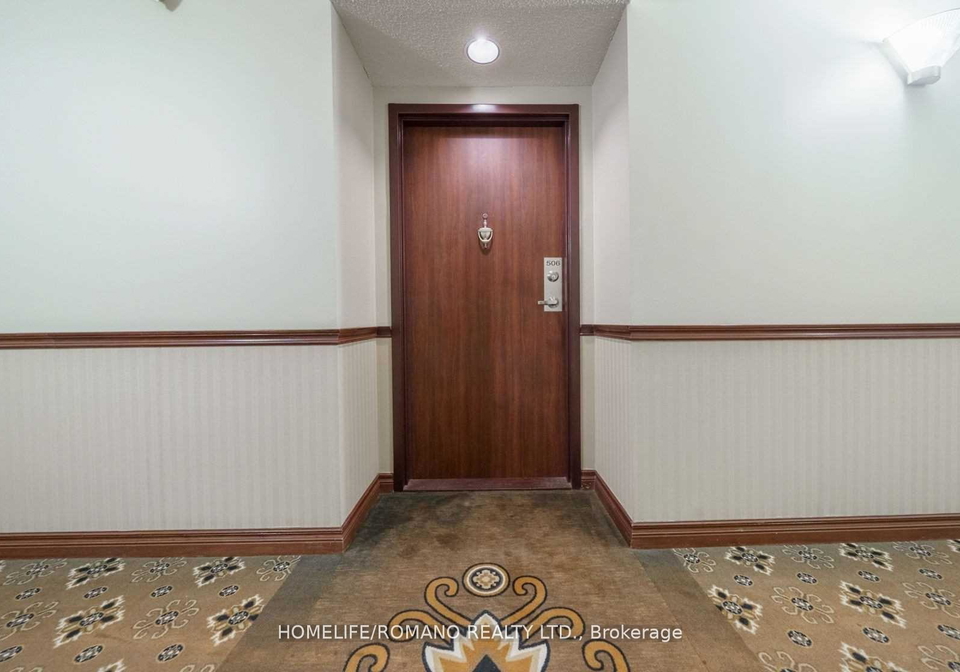 495-highway-8-hamilton-ontario-x13723602