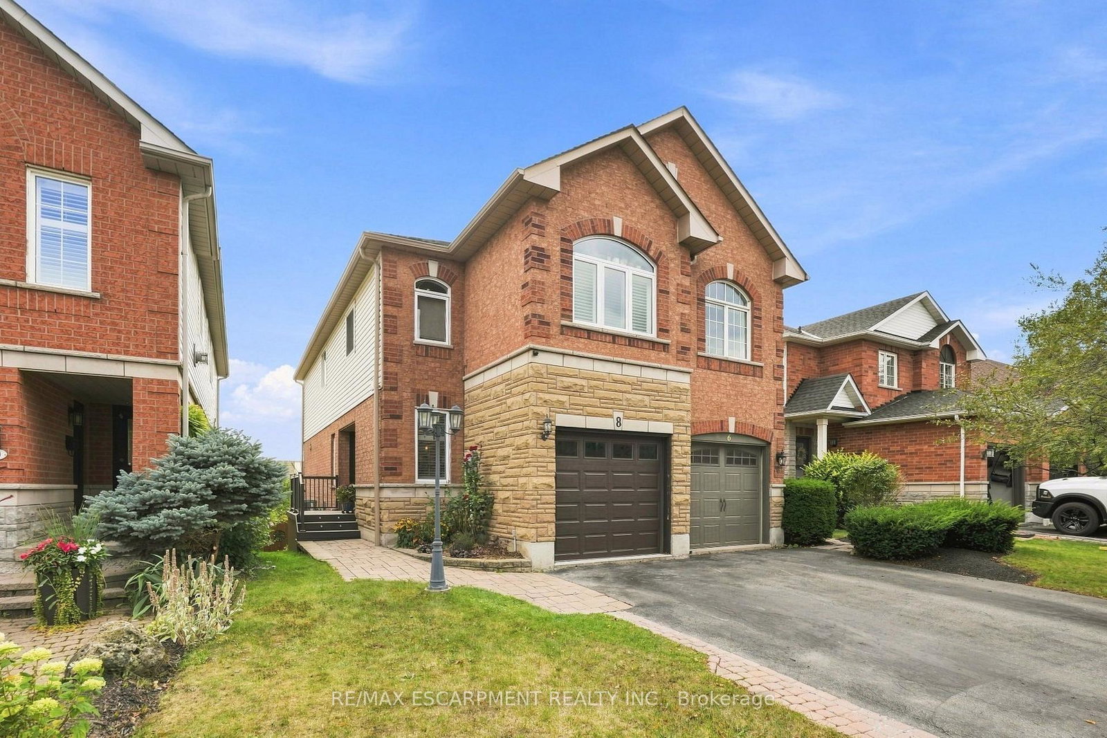8-slater-court-hamilton-ontario-x13723640