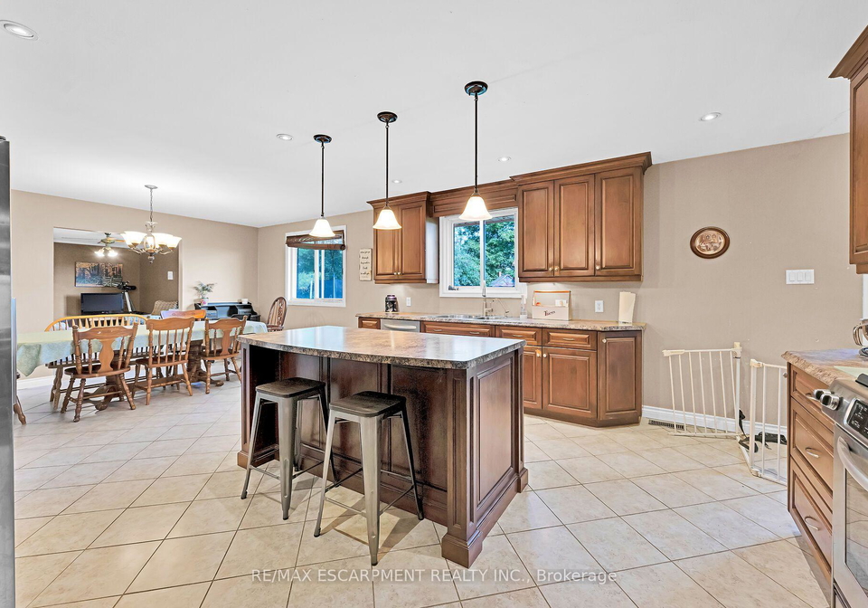 757-4th-line-road-haldimand-ontario-x13723666