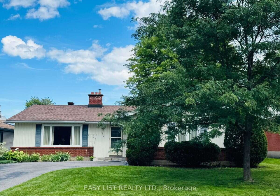 2154-dutton-crescent-ottawa-ontario-x13723686