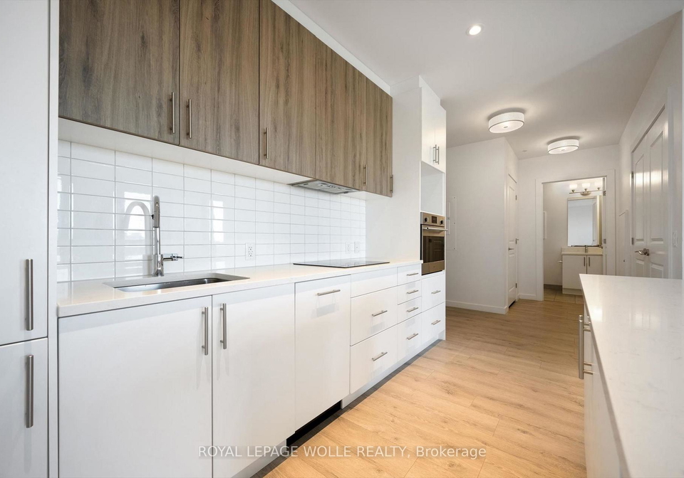 181-king-street-s-waterloo-ontario-x13723712