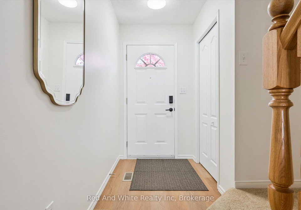 151-clairfields-drive-e-guelph-ontario-x13723726