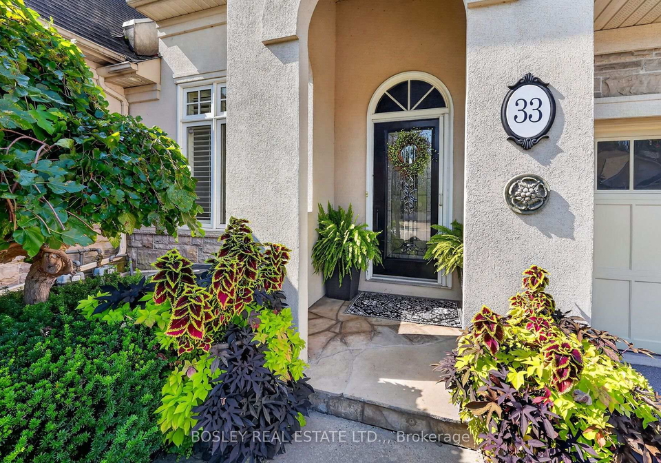 33-bay-berry-lane-niagara-on-the-lake-ontario-x13723760