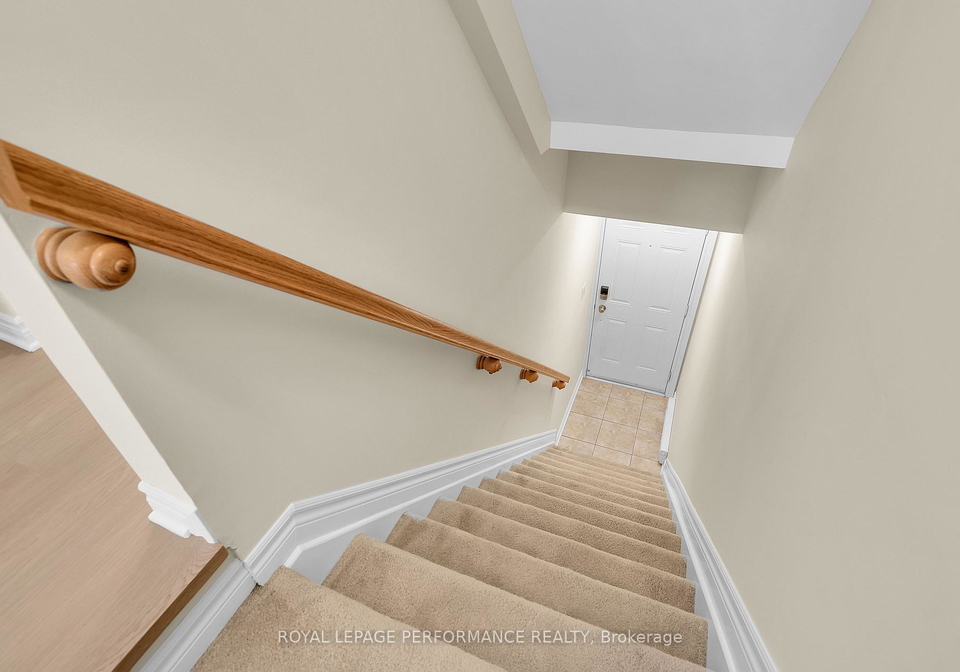 64-mayflower-private-ottawa-ontario-x13723800