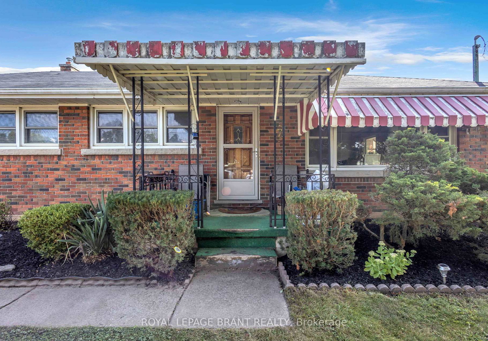 7-willowdale-street-brant-ontario-x13723814