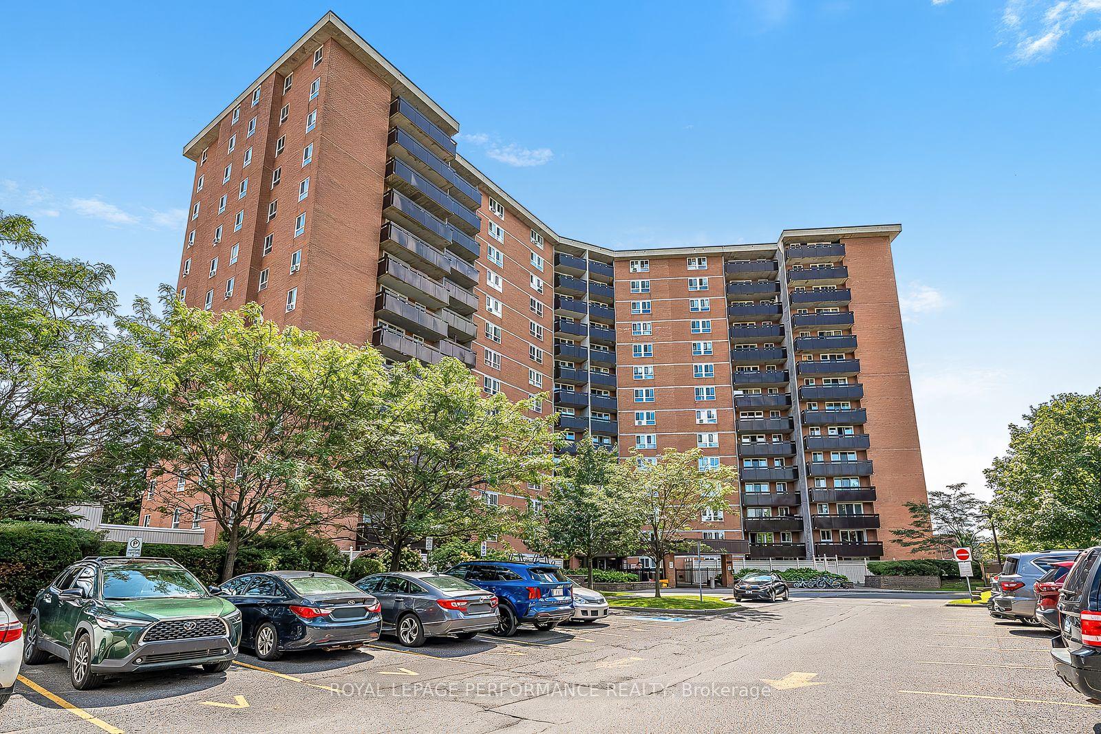 2000-jasmine-crescent-ottawa-ontario-x13723960