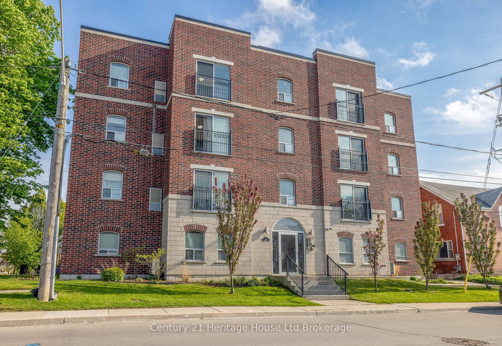 34-brock-street-woodstock-ontario-x13724032