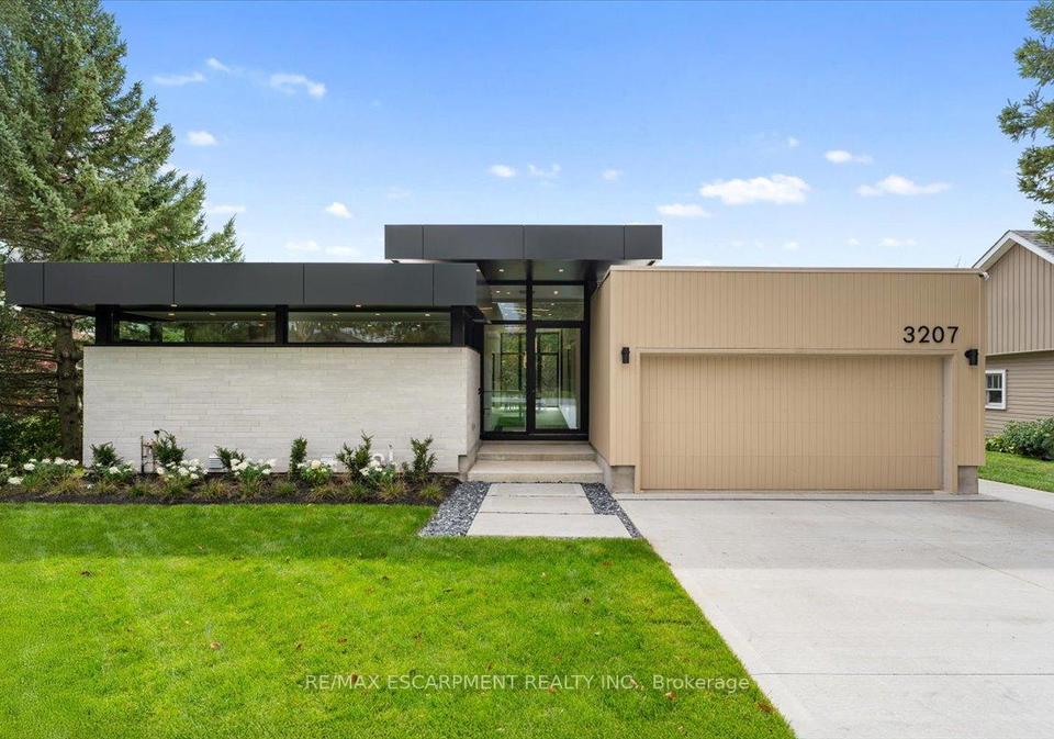 3207-vivian-line-37-stratford-ontario-x13724152