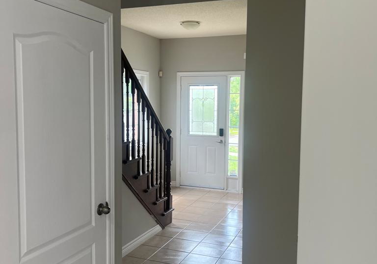 28-dartmouth-gate-hamilton-ontario-x13724156