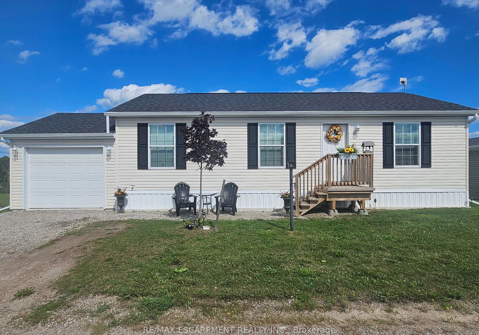 10-marsh-cove-haldimand-ontario-x13724228