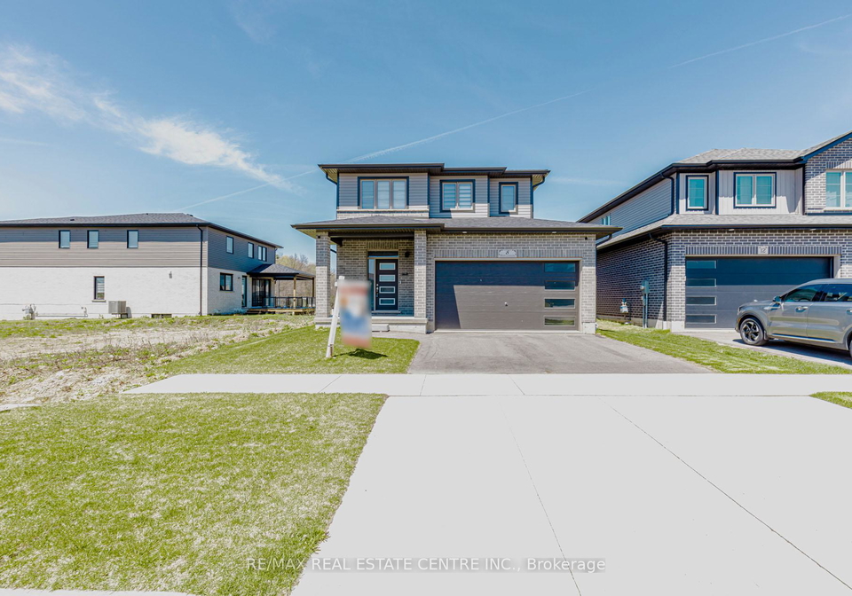 8-moon-crescent-cambridge-ontario-x13724510