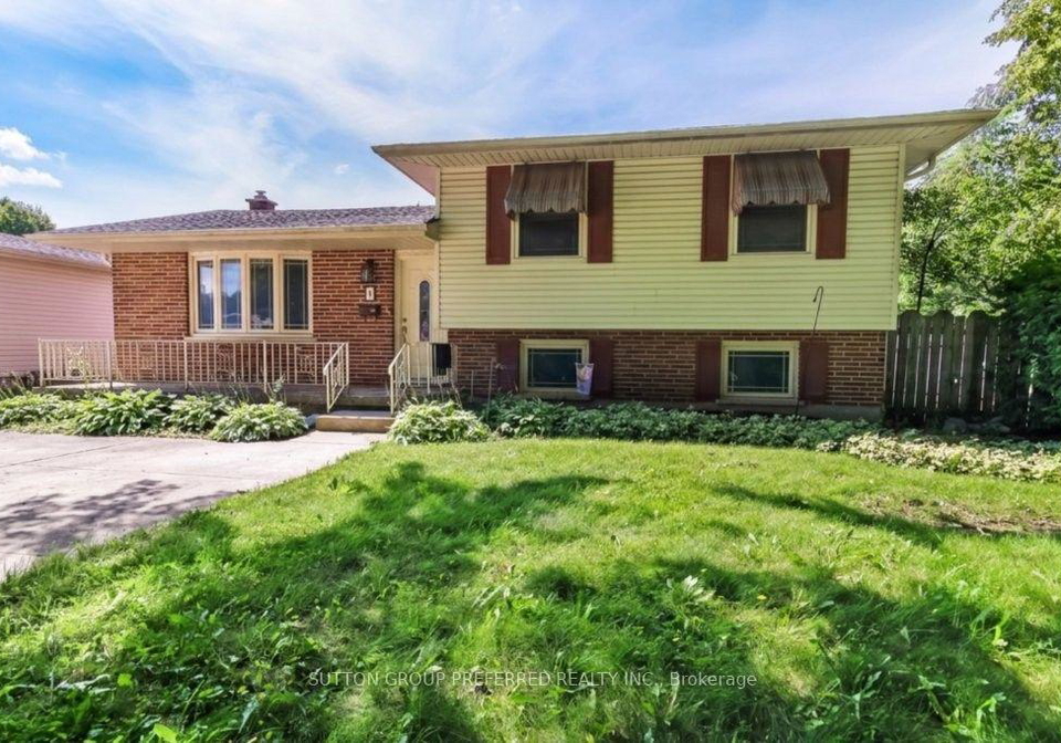 1-pickwick-place-london-east-ontario-x13724542