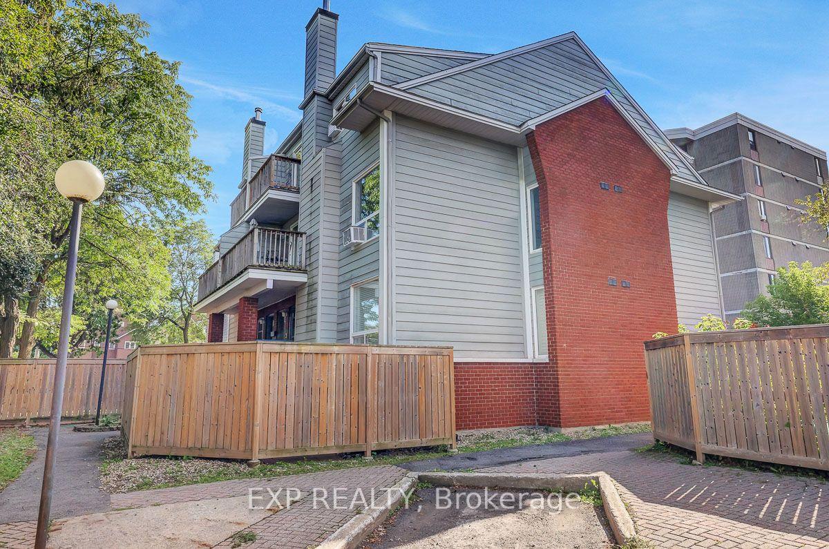 20-hart-avenue-ottawa-ontario-x13724558