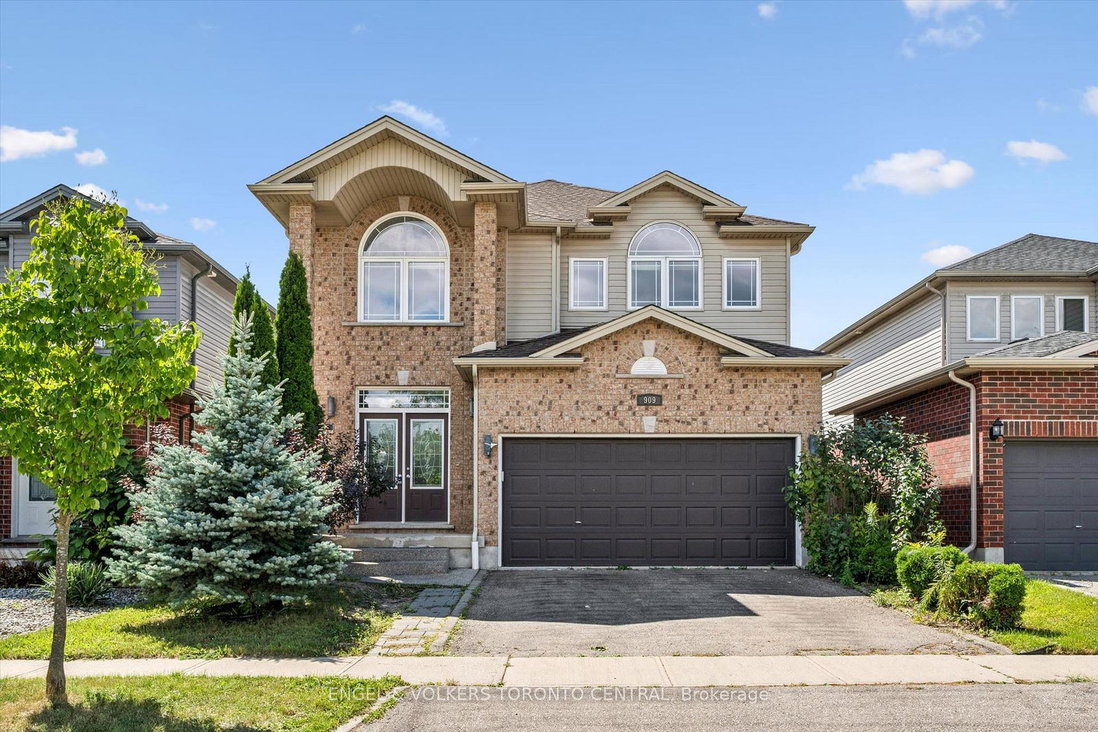 909-pebblecreek-court-kitchener-ontario-x13724634