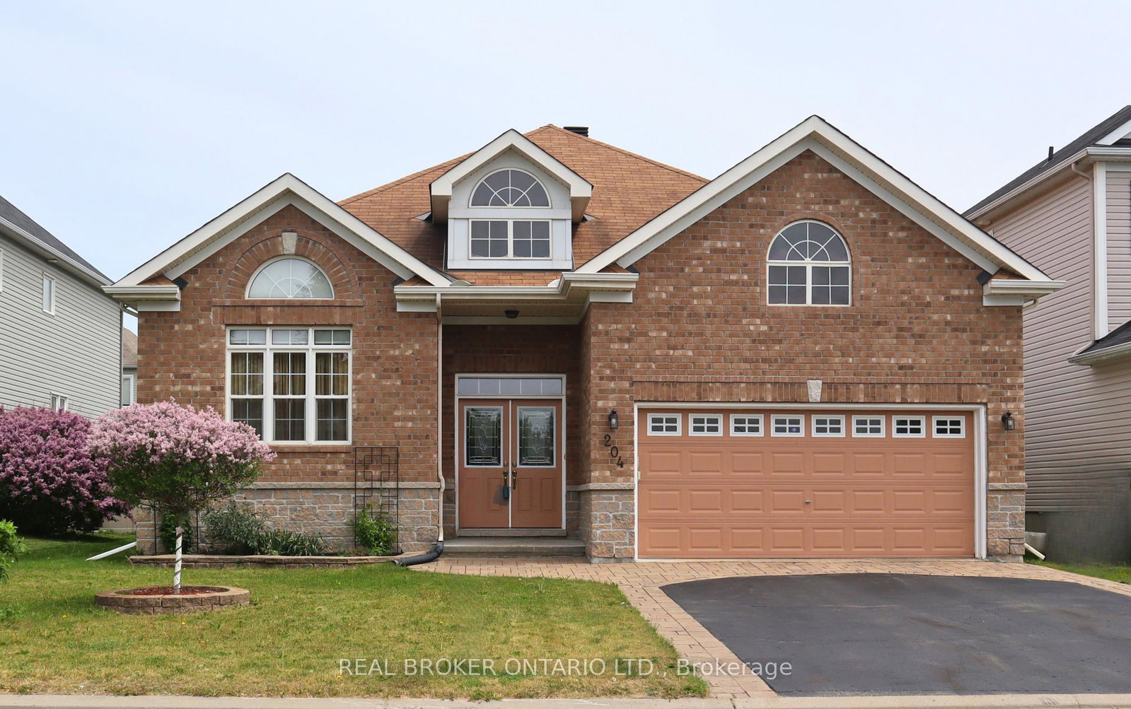 204-hillpark-high-street-ottawa-ontario-x13725198