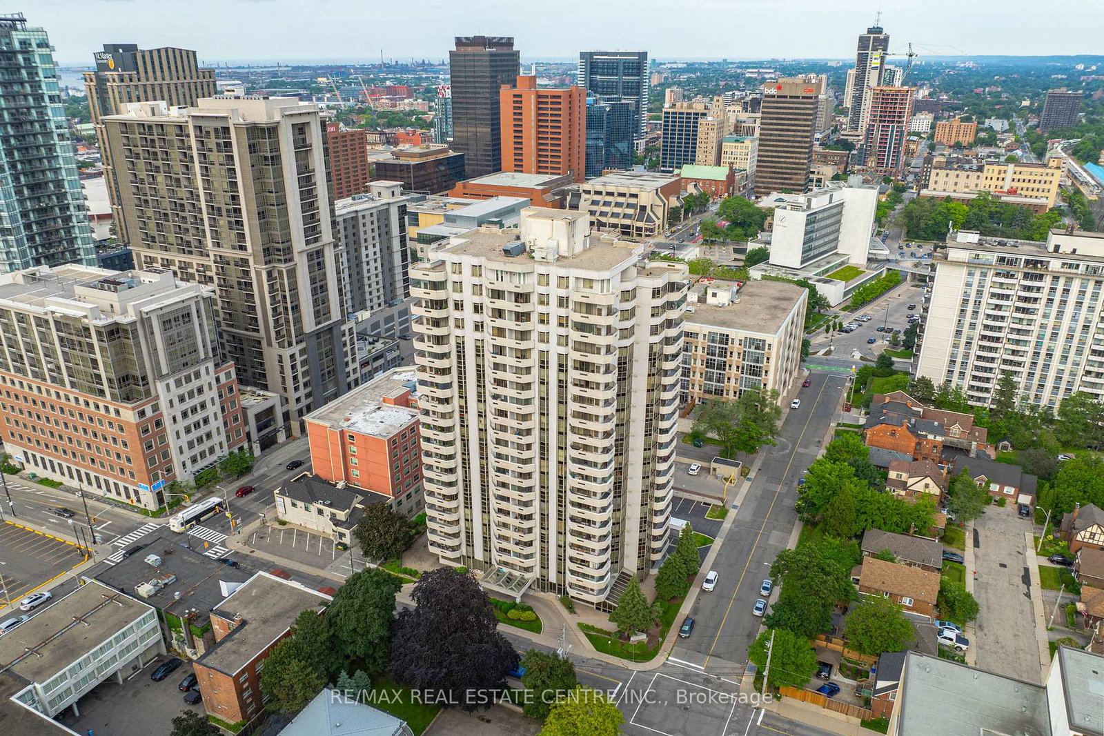 67-caroline-street-s-hamilton-ontario-x13725264