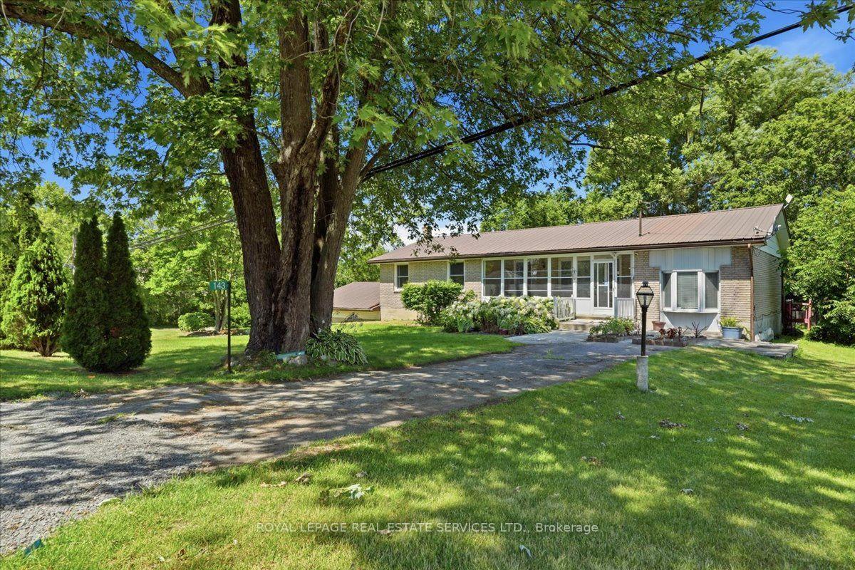 143-county-road-28-prince-edward-county-ontario-x13725326
