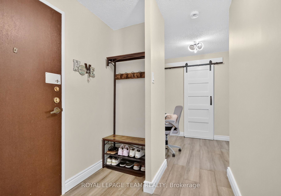 1505-baseline-road-ottawa-ontario-x13725386