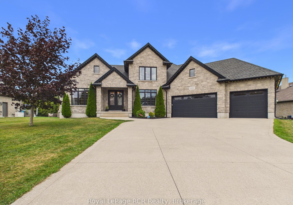 906-parkplace-place-huron-kinloss-ontario-x13725532