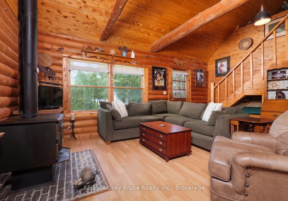 281-shoreline-avenue-south-bruce-peninsula-ontario-x13725540