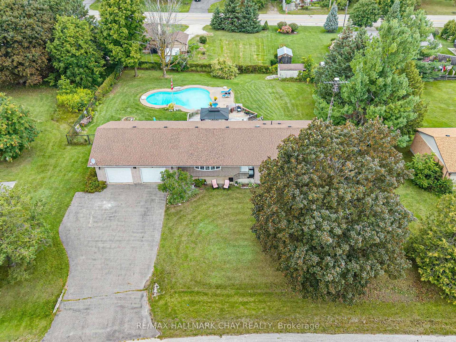 6-maes-crescent-mulmur-ontario-x13725794