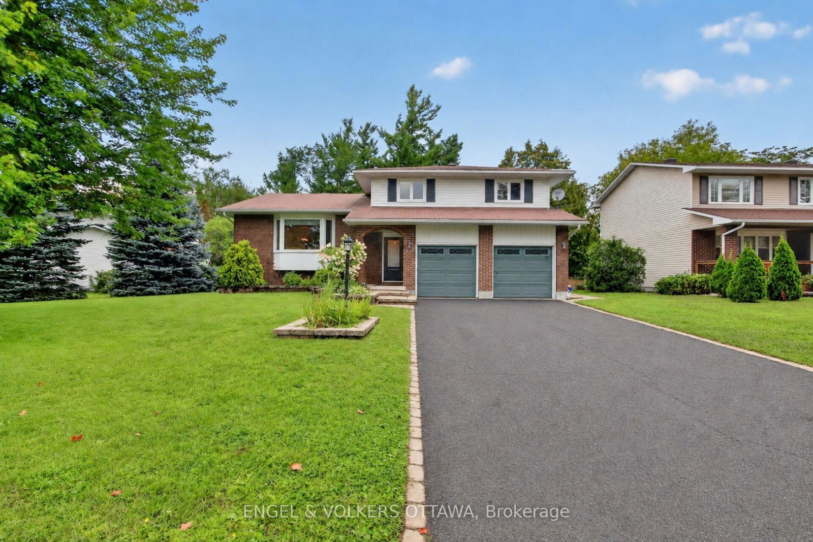 21-stroughton-crescent-ottawa-ontario-x13725920