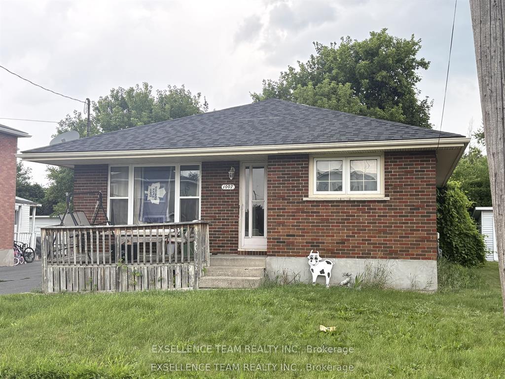 1007-grand-avenue-cornwall-ontario-x13725994