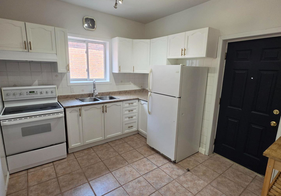 359-barton-street-e-hamilton-ontario-x13726162