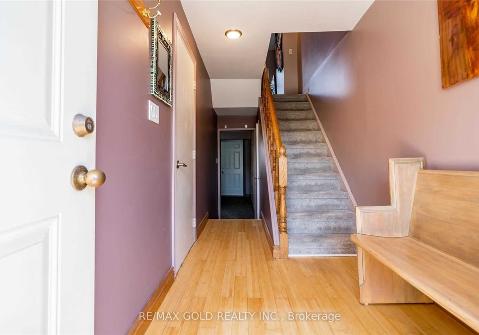 6-loconder-drive-hamilton-ontario-x13726262