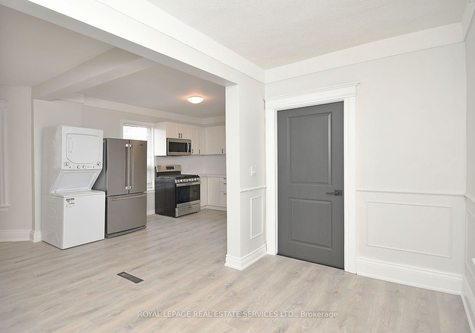47-emerald-street-n-hamilton-ontario-x13726712