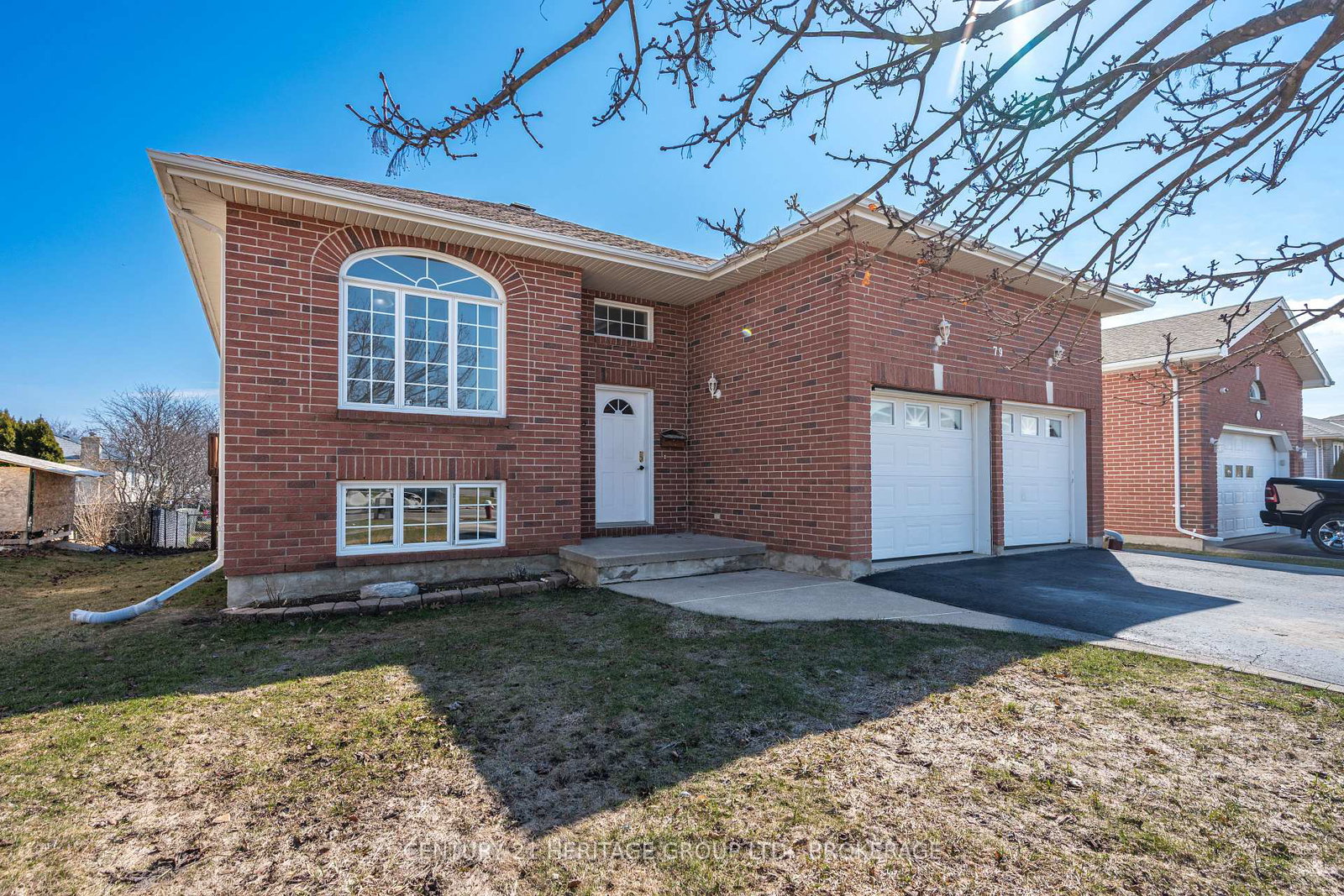 79-speers-boulevard-loyalist-ontario-x13726824