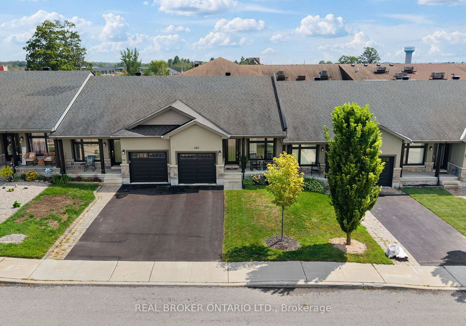 342-honeyborne-street-mississippi-mills-ontario-x13726878
